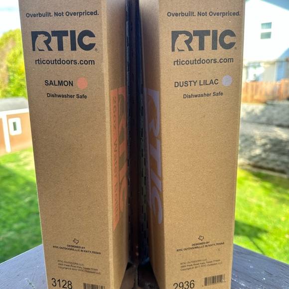 RTIC Salmon color 26 oz Tumblers NEW IN BOX - Picture 2 of 2